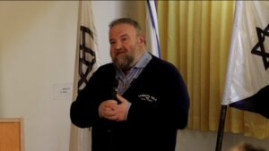 פרטיזניות