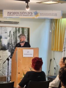 אסתר רודי4