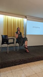 רומן גארי5